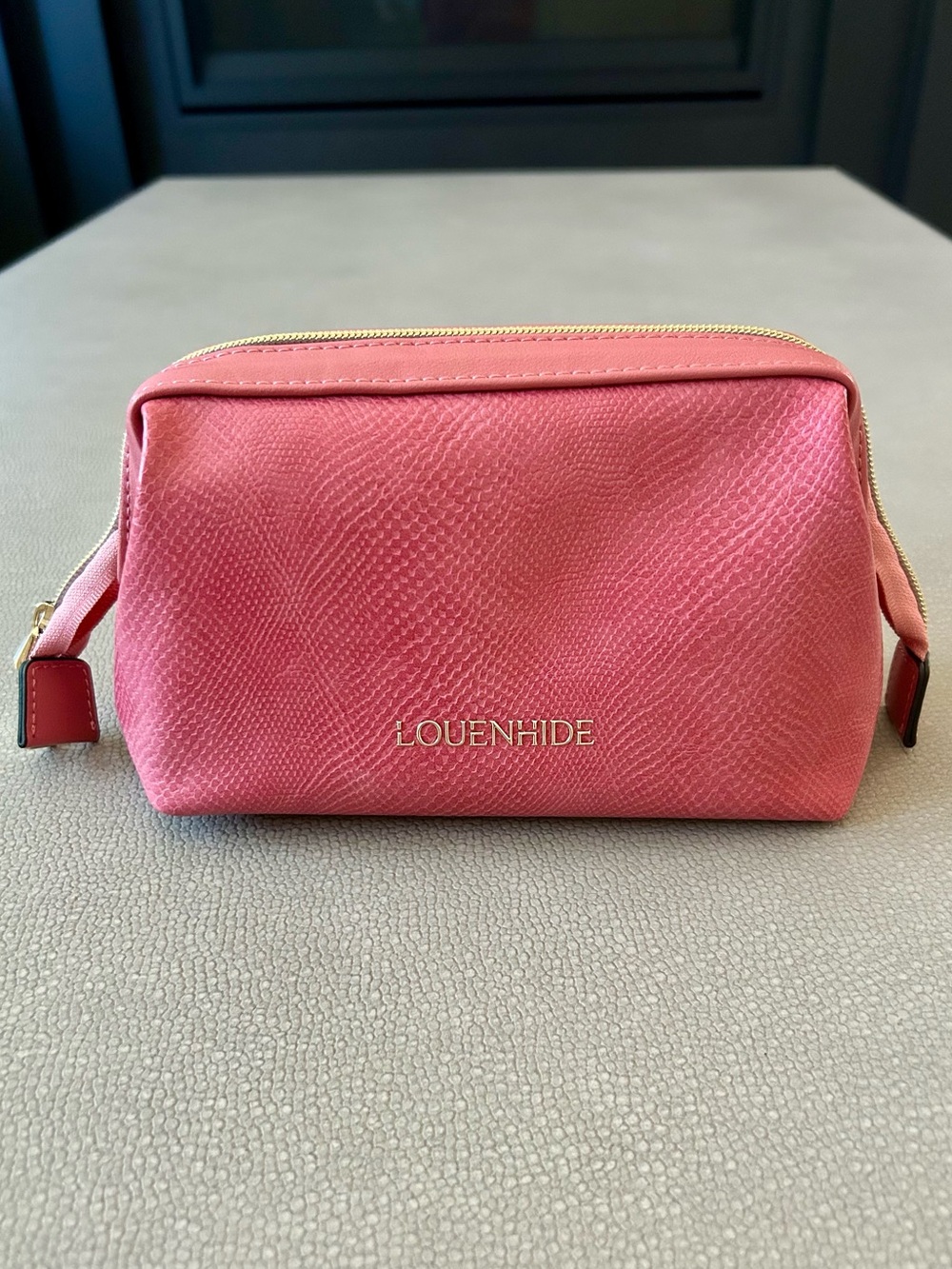 Louenhide Cosmetic Case in Pink